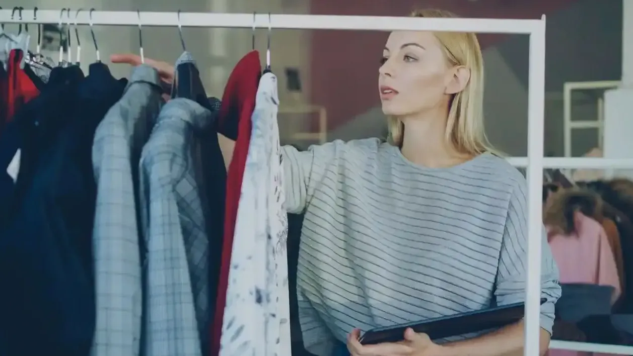 Wnętrze showroomu Garderoba Polska
